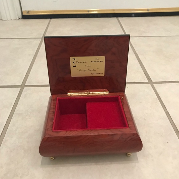 Handcrafted musical Jewelry Box, by Ercolano - Picture 3 of 5